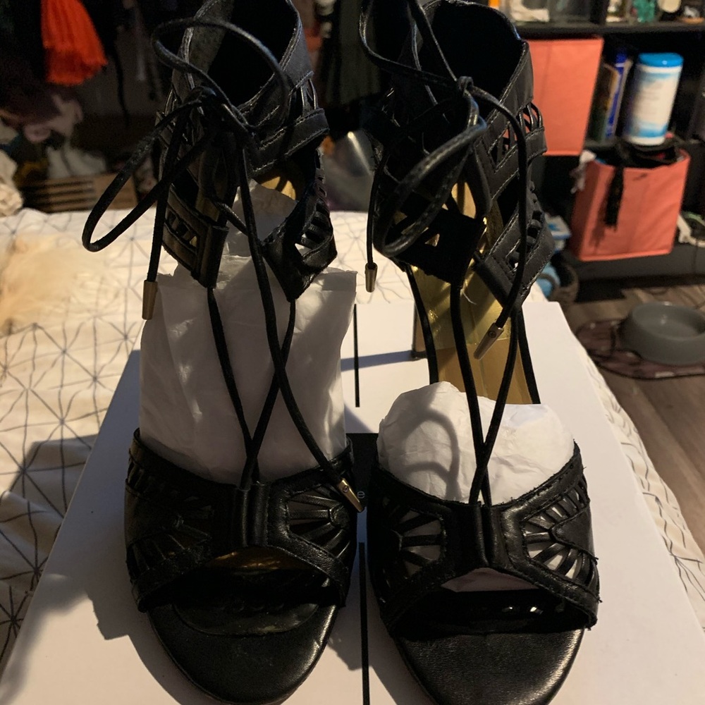 Dolce Vita black Henlie heels